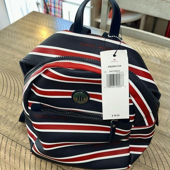 Tommy Hilfiger 🇺🇸 Nautical🛥️Striped Backpack🎒Adj straps roomy interior Vegan 🌱 - Picture 3 of 17